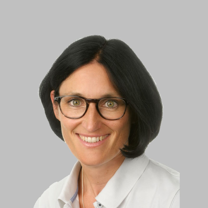 Frau Dr. Kathrin von der Haar